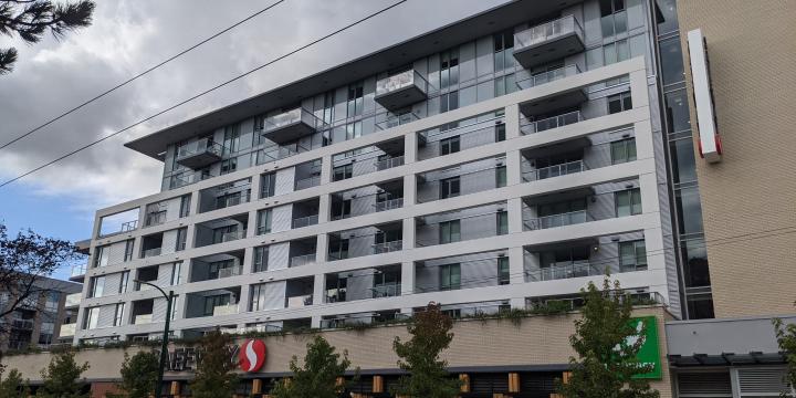 YWCA xʷƛ̓əpicən on Arbutus serves as mixed-use housing for single mothers and their children