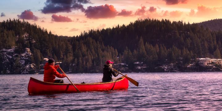 Best places for visitors to rent a paddleboard, kayak or canoe in Vancouver