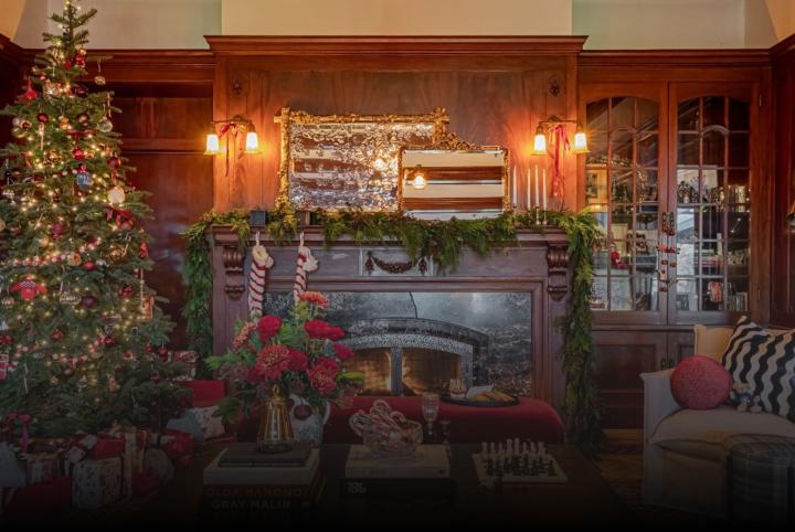 Holiday Interior Decoration for Homes for the Holidays