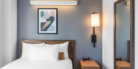 YWCA Hotel Vancouver  Downtown - Double Room