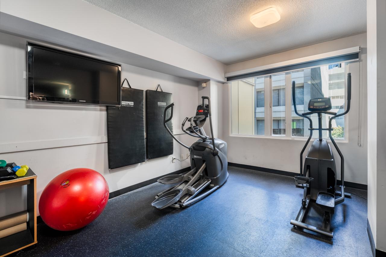 YWCA Hotel Vancouver Downtown - Fitness Room