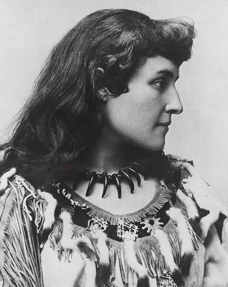 Emily Pauline Johnson (1861–1913)