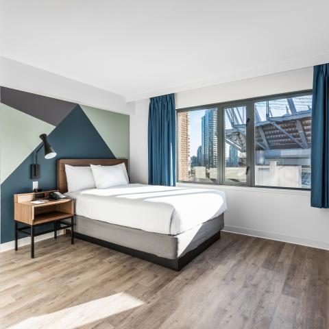Queen Rooms - YWCA Hotel Vancouver