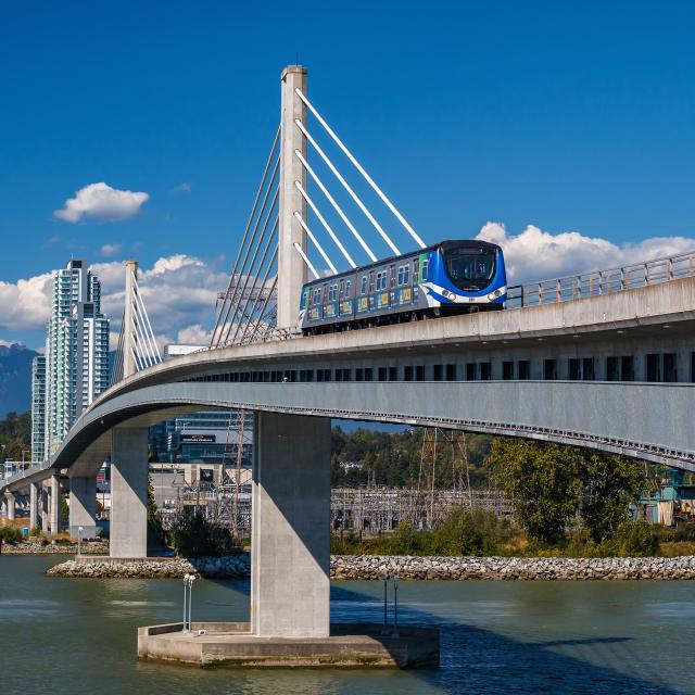 Transportation from the airport to Downtown YWCA Hotel Vancouver 